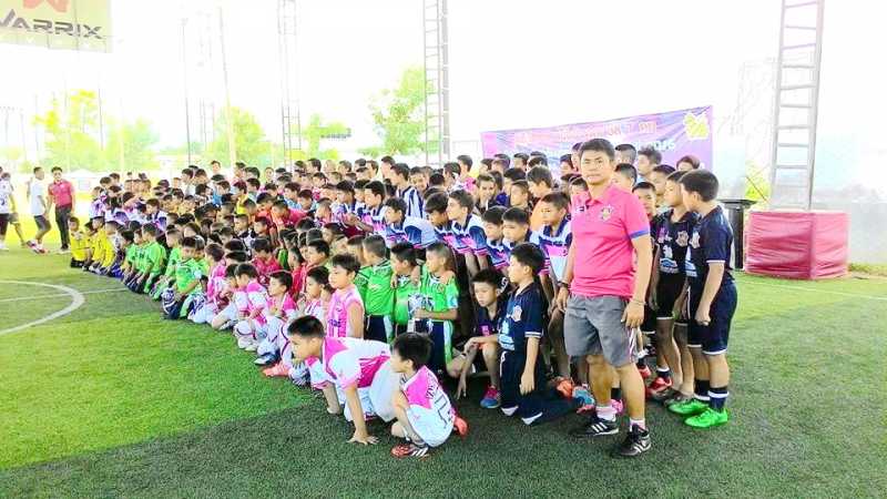 เตรียมไว้...การแข่งขัน ฟุตบอล 7 คน เยาวชน สิงห์ เมืองไทย เชียงใหม่ เอฟซี อะคาเดมี่ เตรียมเปิดการแข่งขัน ประจำปี 2559 และ จะเปิดรับสมัครตั้งแต่ 1-23 ตค. 59 เริ่มแข่ง 5 พ.ย. 59 แข่งวันเสารื -วันอาทิตย์ จัด 5 รุ่นอายุ 