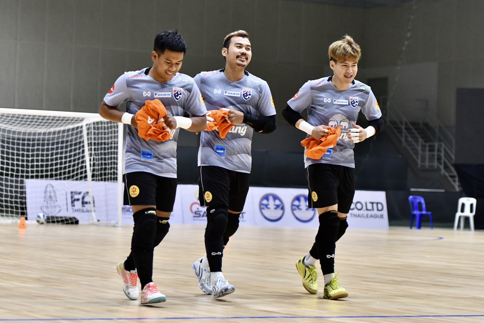 (มีคลิป) ฟุตซอลทีมชาติเตรียมชุดสู้ศึก NSDF Futsal Championship 2023